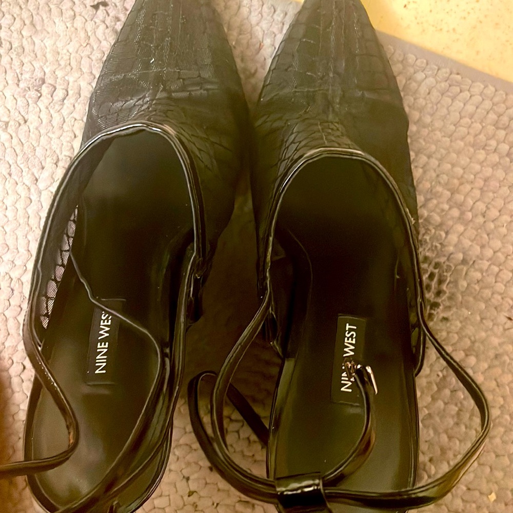 **NINE WEST**VACHYA**BLACK NET with DIAMOND DESIGN** POINTY PATENT WEDGES**